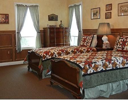 The Feathered Star Bed And Breakfast Carlsville Екстериор снимка